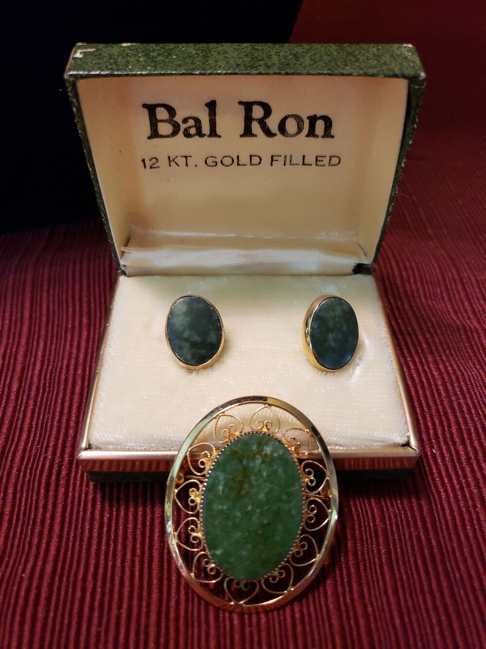 Vtg Bal Ron Tamore 1/20 12 Karat Gold Filled Jade Screw On Earrings And Brooch